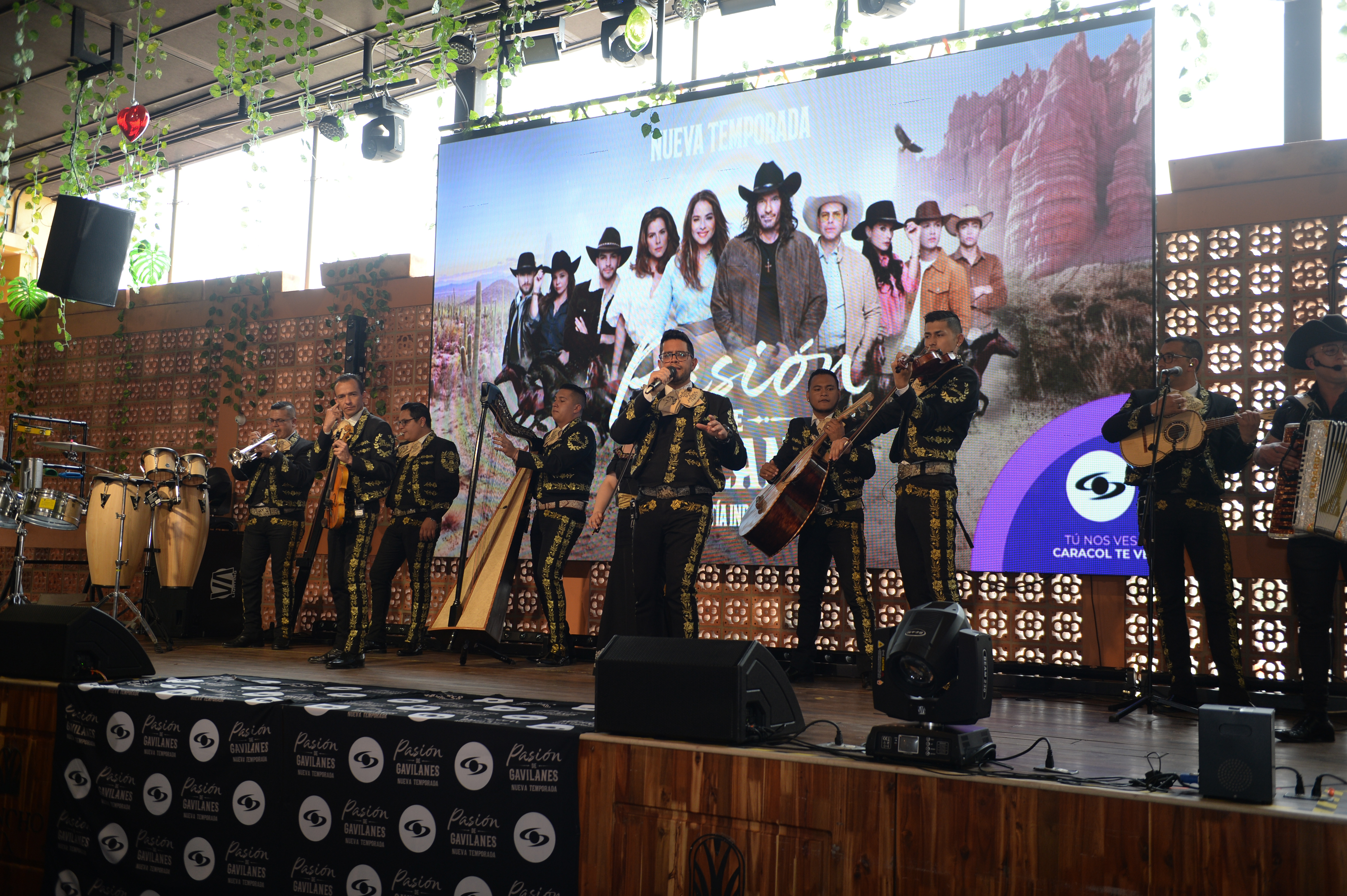 En compañía de algunos de sus protagonistas, se dio el lanzamiento de la segunda temporada de Pasión de Gavilanes.