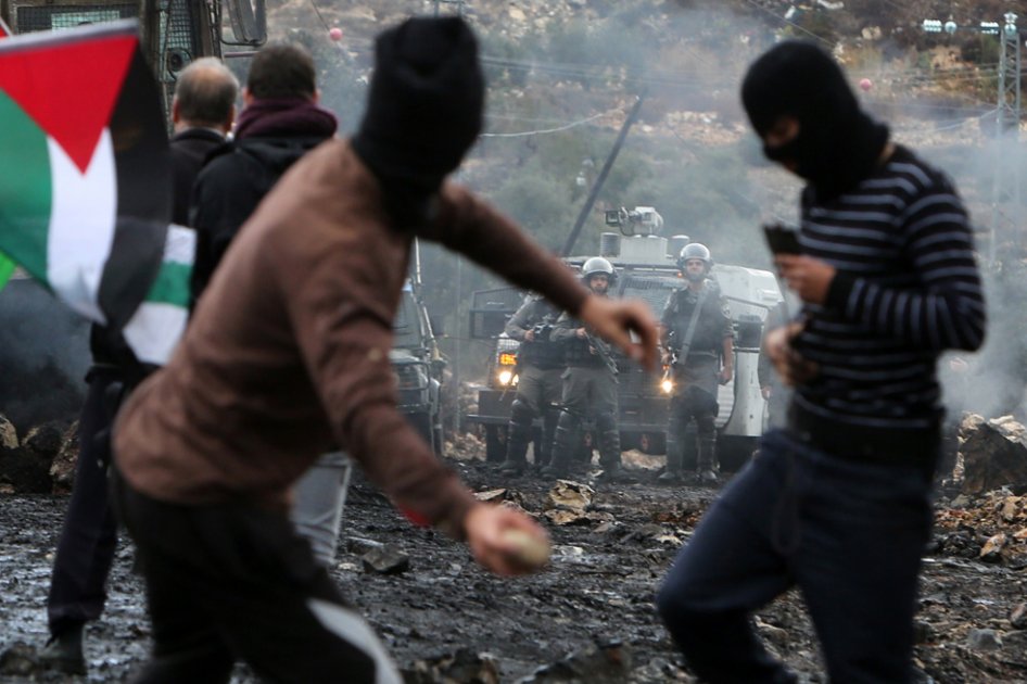 Israel aprueba condena de 20 años de cárcel para palestinos que lancen piedras