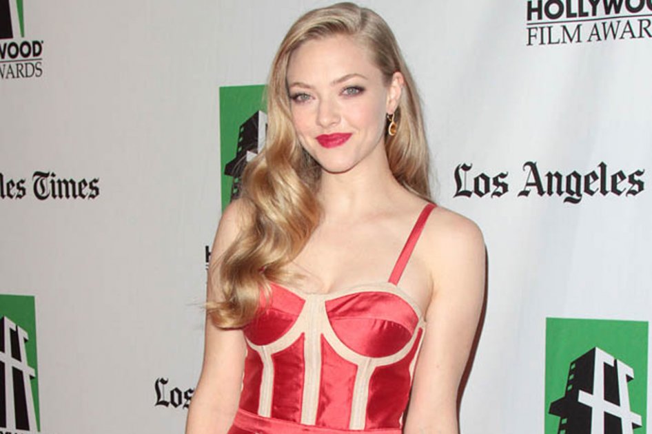 Amanda Seyfried: «recuerdo tener un busto enorme y precioso»