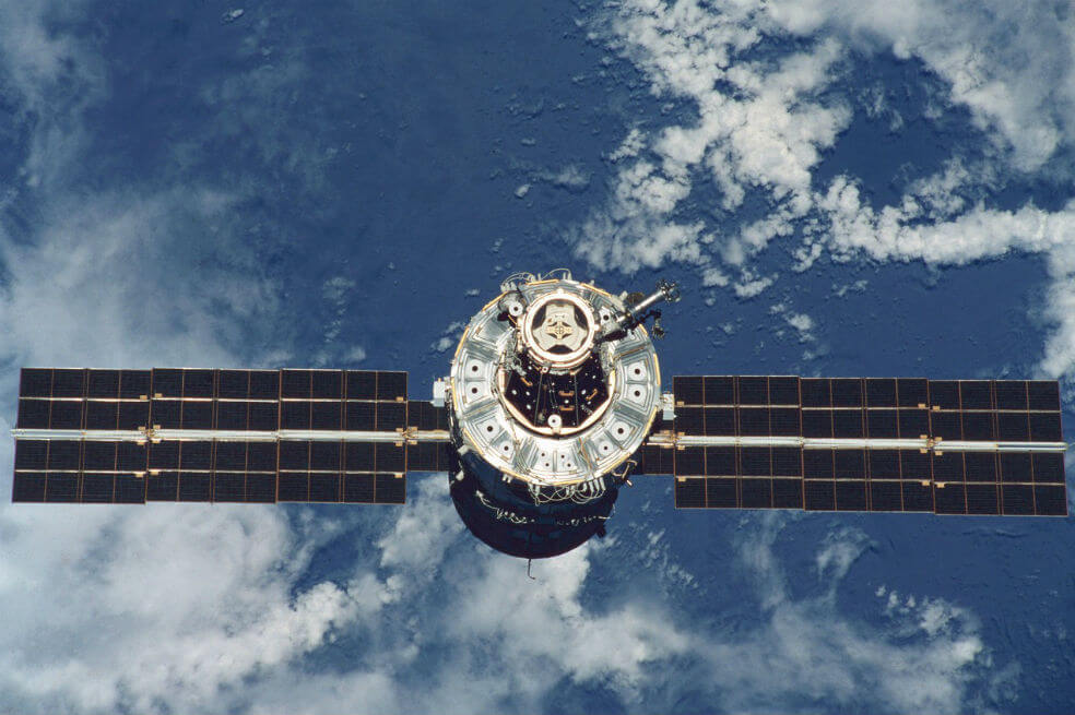 Anuncian la primera misión espacial panárabe