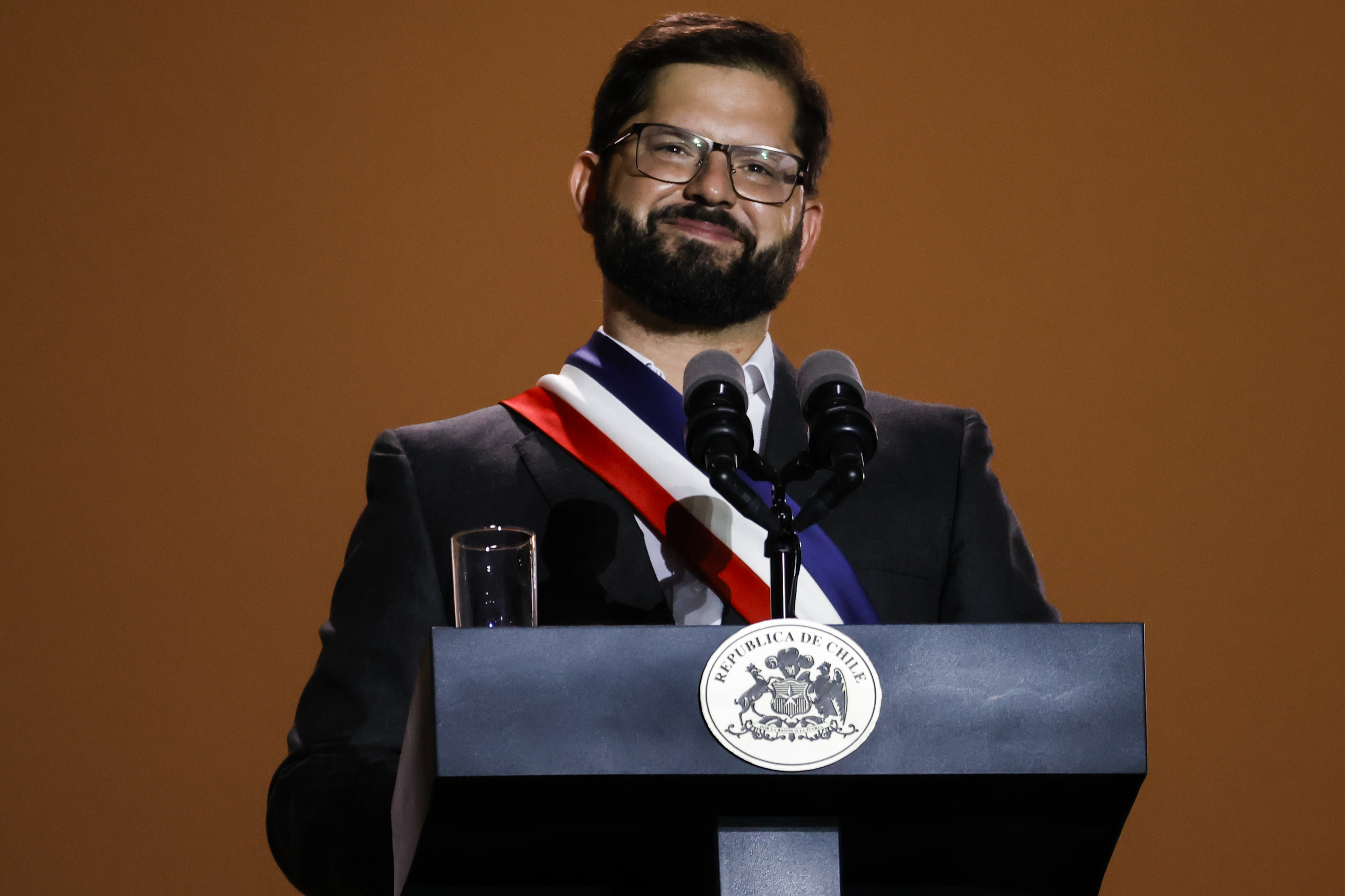 Apelando a la unidad: así fue el primer discurso de Gabriel Boric como presidente