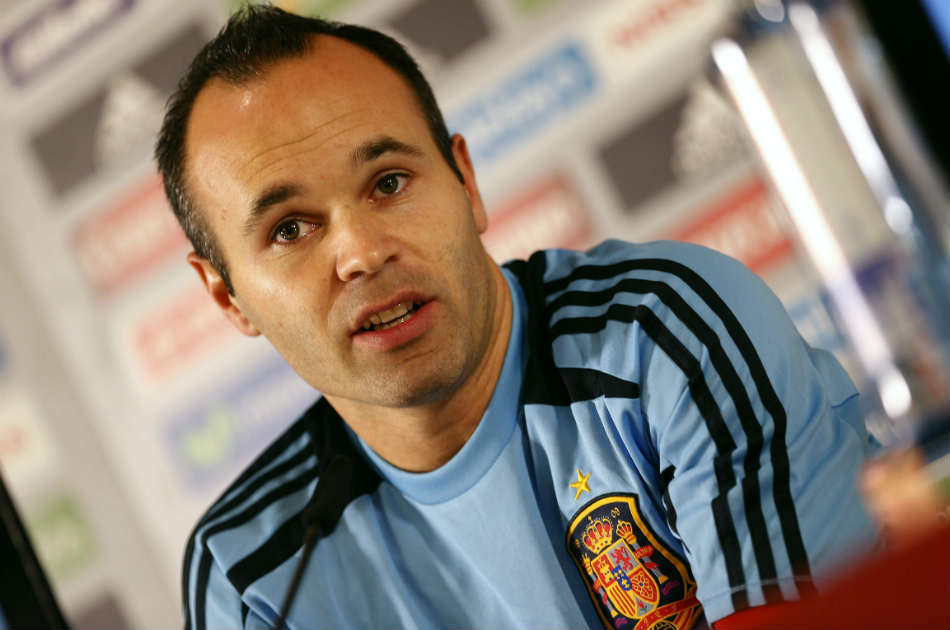 Andrés Iniesta estará con Barcelona por cinco años más