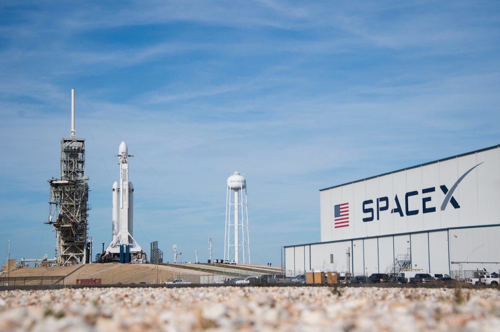 Así se vivió el lanzamiento del cohete Falcon Heavy de SpaceX, el más potente del mundo