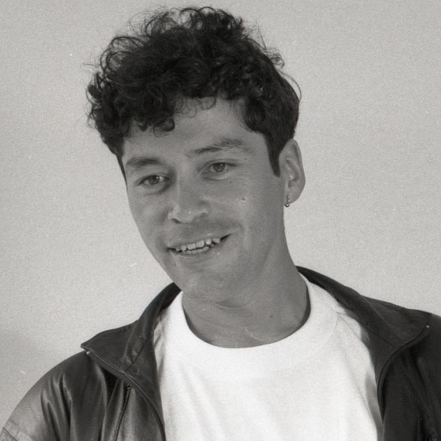 Con el cuento "La Boca", Fernando Molano obtuvo en 1987 el primer concurso de cuento convocado por Pro-Artes en Cali.