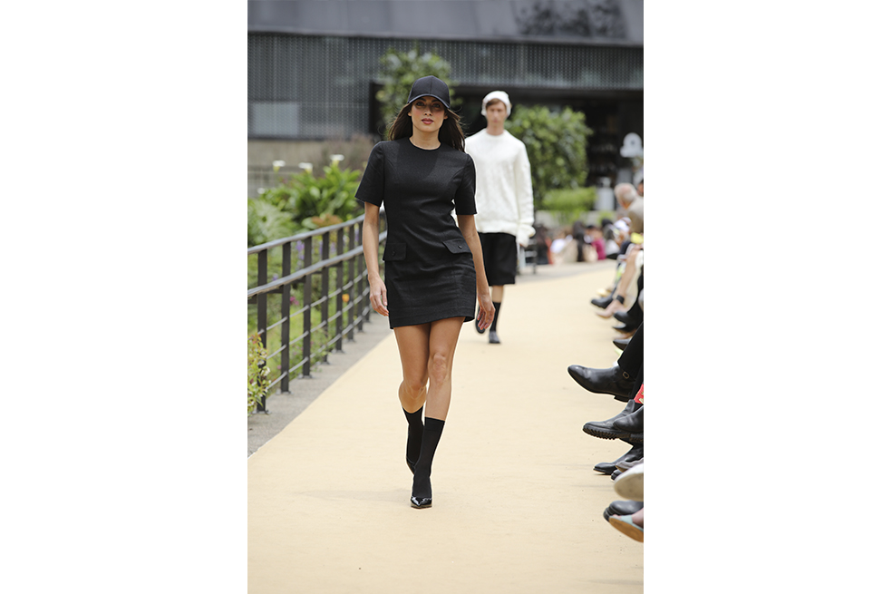 Desfile Faride Ramos en el Jardín Botánico