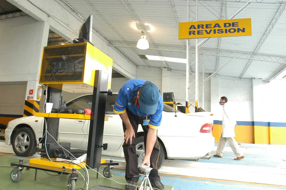 Tres millones de autos evaden la revisión tecnicomecánica