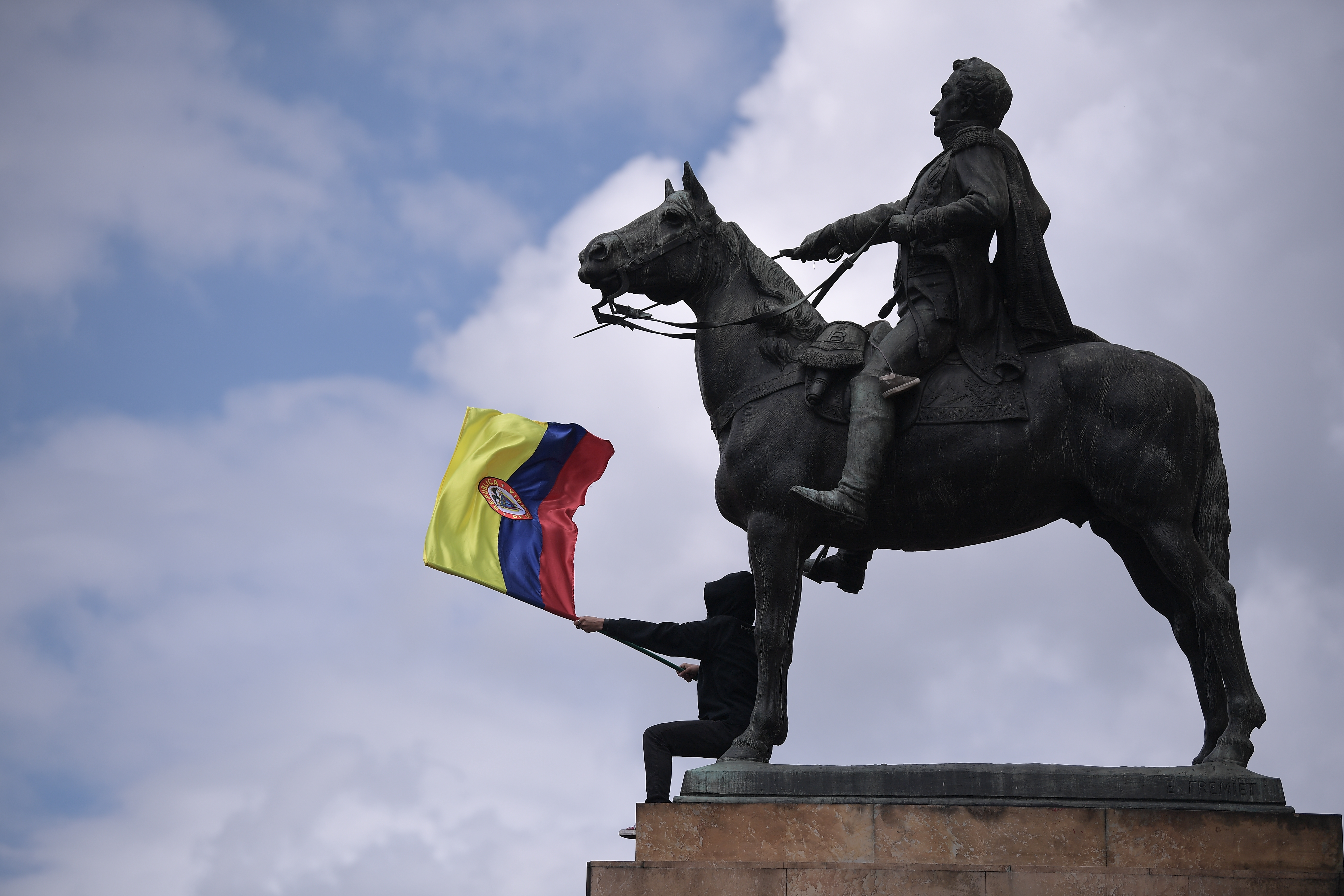 Memoriales populares: memoria, duelo y la justicia en el espacio público