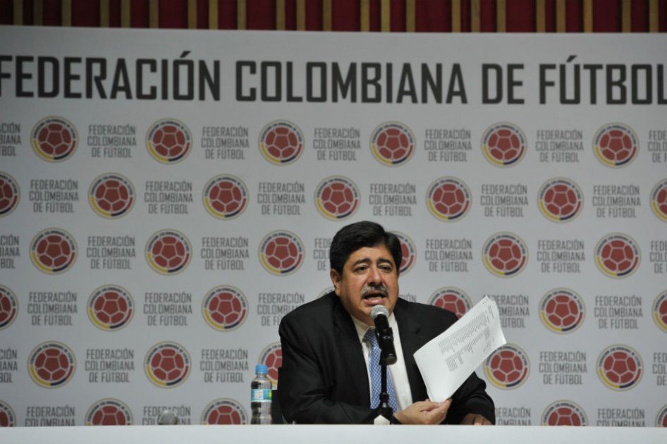 Luis Bedoya querido y criticado