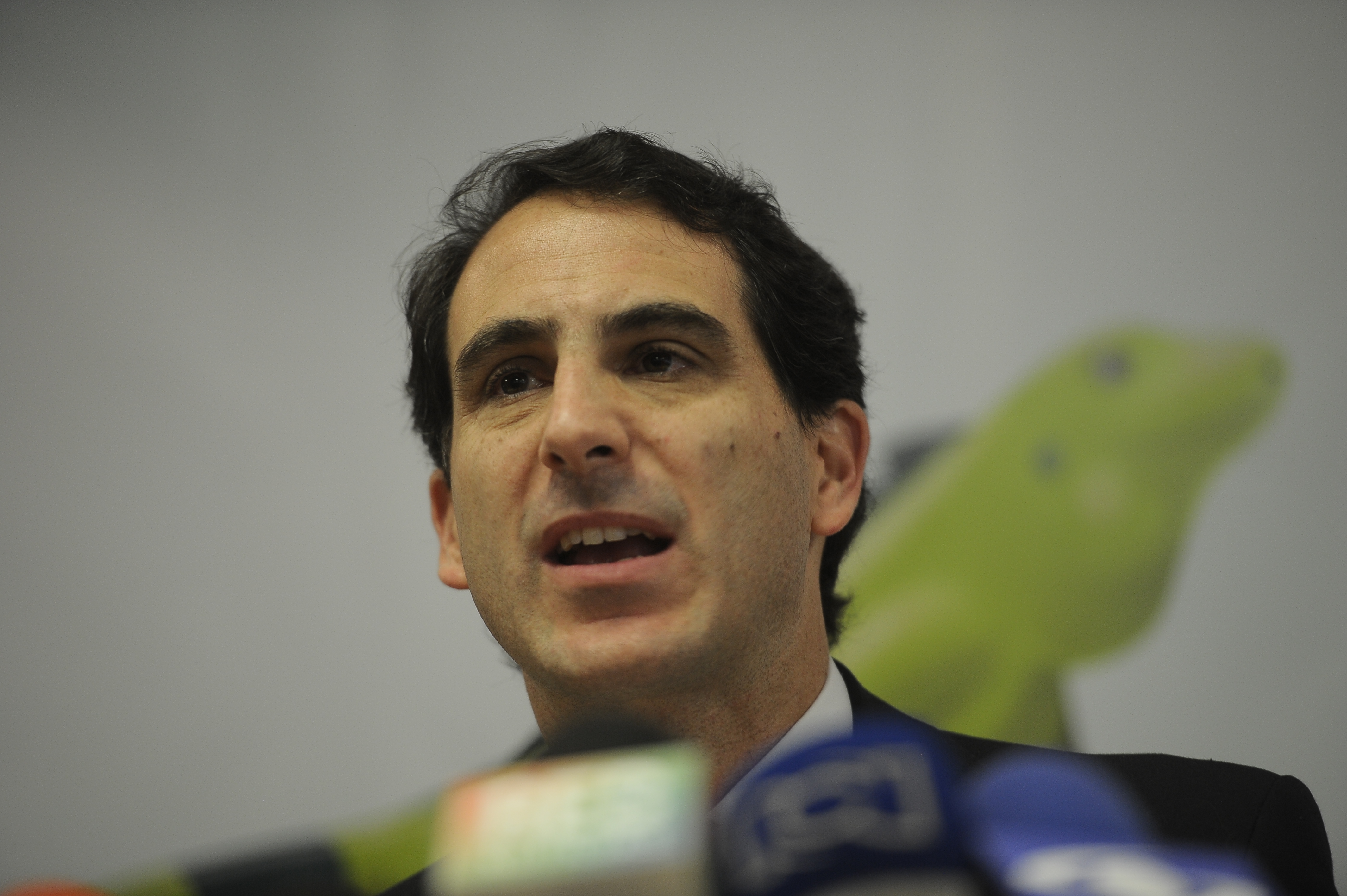 Ministro de Minas y Energía, en rueda de prensa por el escándalo de los sobrecostos de la Refinería de Cartagena "Reficar".