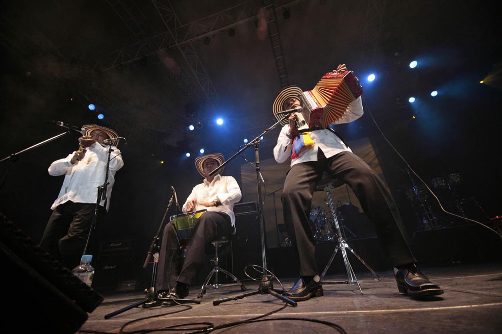 Entutelan el festival