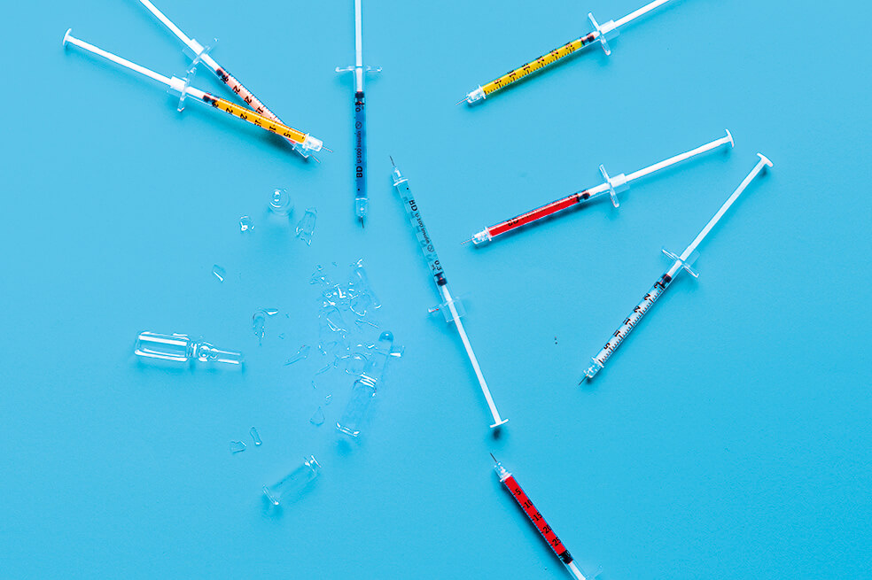 La complicidad de los antivacunas con la pandemia