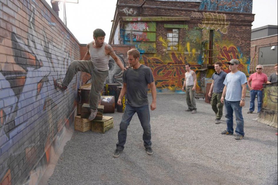 Paul Walker en una escena de "Brick Mansions".