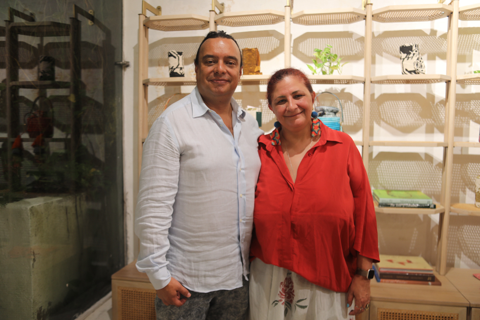 IXEL MODA 2022 Cartagena En la ciudad de Cartagena se llevo acabo IXEL MODA 2022 con la pasarela del diseñador colombiano Diego Guarnizo y exposiciones de moda y foros con especialistas del tema .