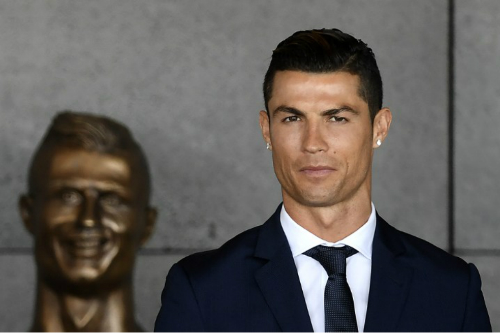 Los memes se tomaron las redes tras rebautizar un aeropuerto en honor a Cristiano Ronaldo