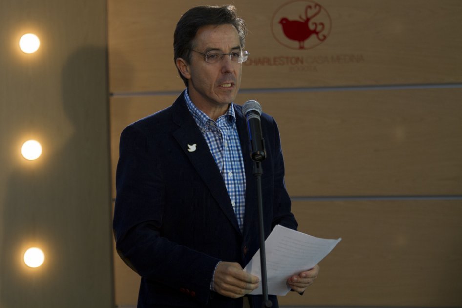 Denunciarán penalmente a Uribe por injuria y calumnia