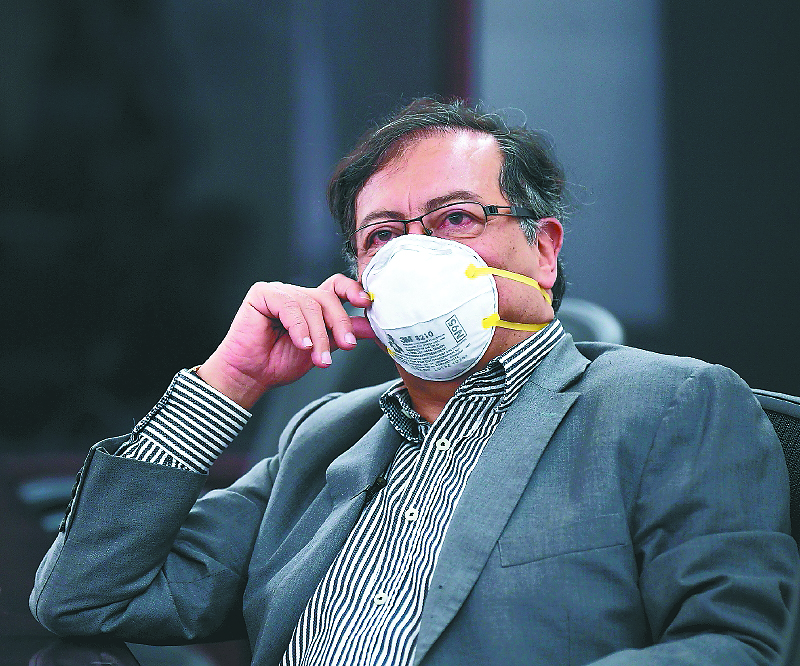 Gustavo Petro sigue encabezando la intención de voto en primera vuelta: Invamer