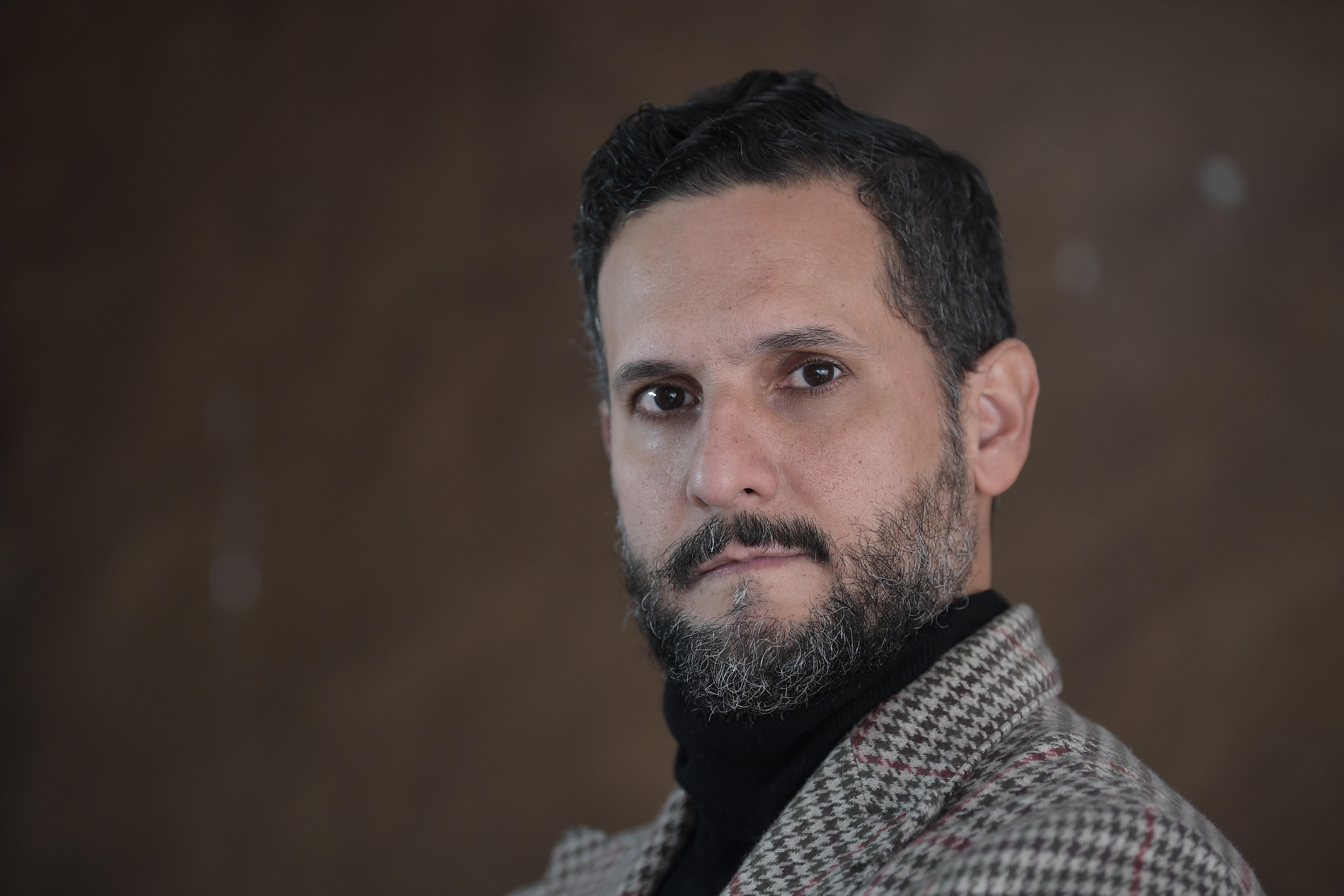 Abogado que descubrió, en un expediente por asesinato en que él es apoderado de la víctima, los audios que contenían las conversaciones entre José Guillermo “Ñeñe” Hernández para la campaña electoral del Presidente, con la ex asesora del senador Álvaro Uribe, Claudia Daza, lo que originó el denominado escándalo de la “ñeñe política”.