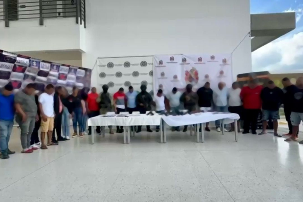 Capturan a más de 20 integrantes de las Autodefensas de la Sierra en tres departamentos