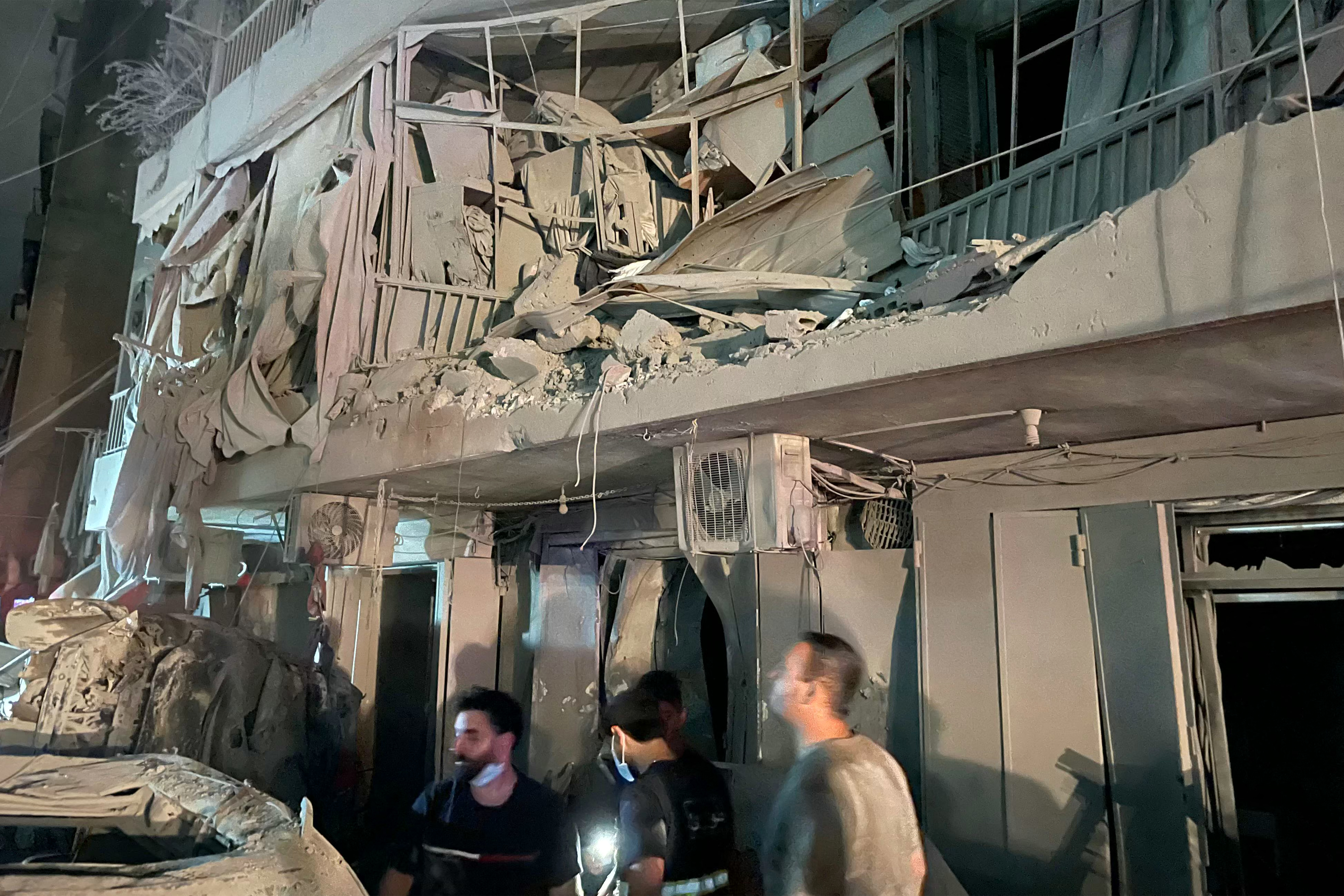 Israel pone la mira de nuevo en Beirut y deja por lo menos 22 muertos en ataque