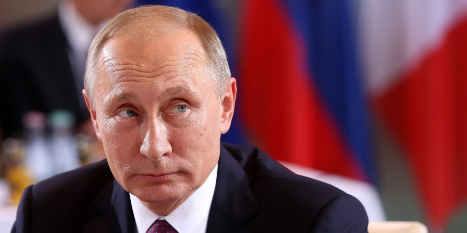 Putin expulsa a dos funcionarios colombianos de Rusia, tras expulsión de dos espías rusos de Colombia