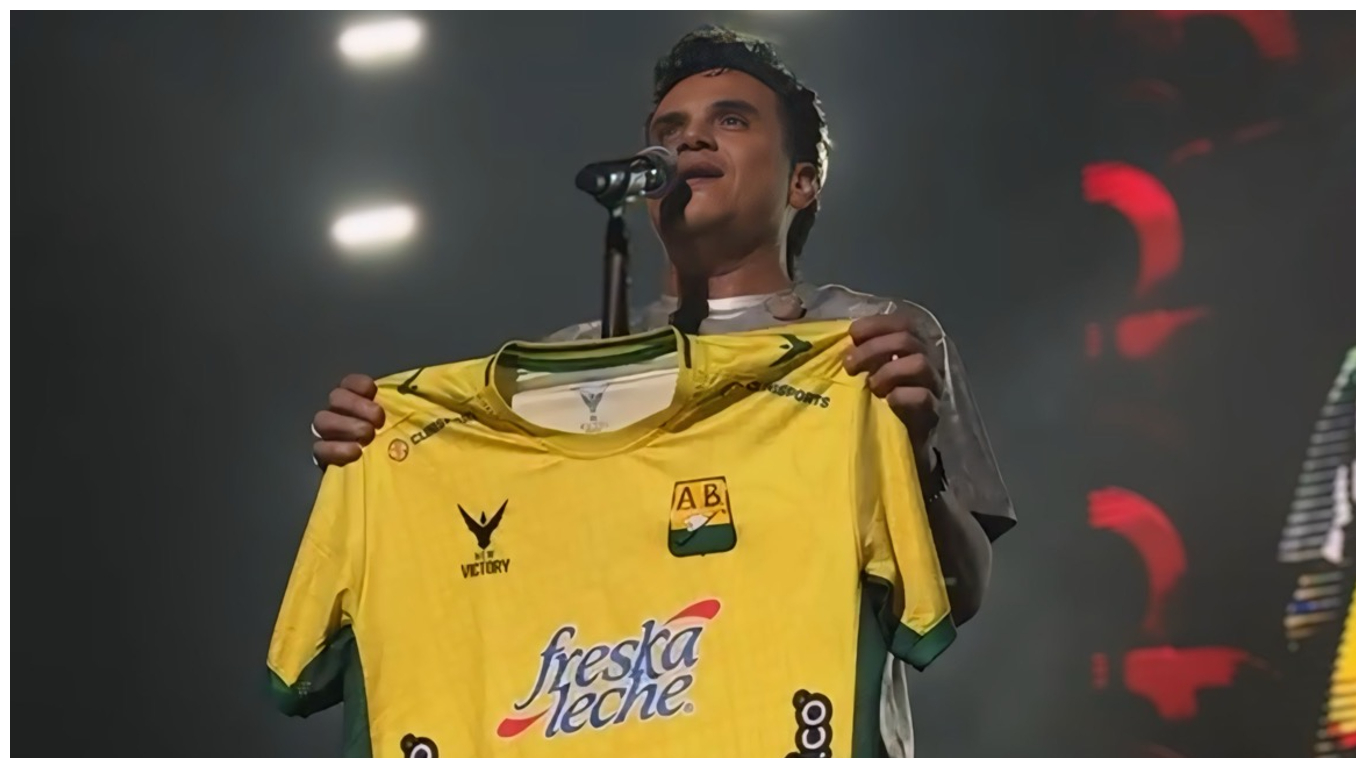 Silvestre Dangond reaccionó en concierto sobre victoria del Atlético Bucaramanga