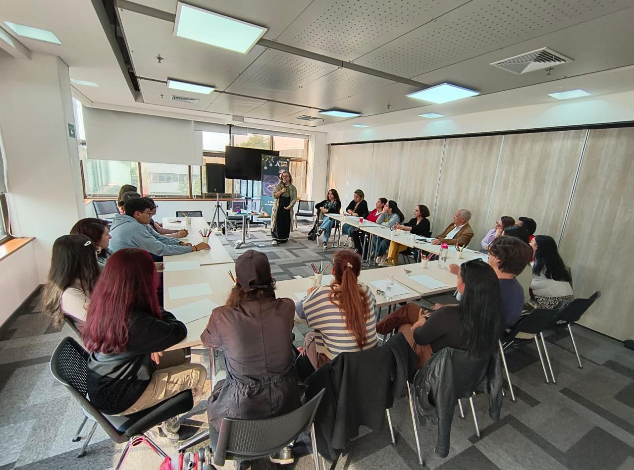 La poesía escrita por mujeres tendrá nuevo premio en Bogotá