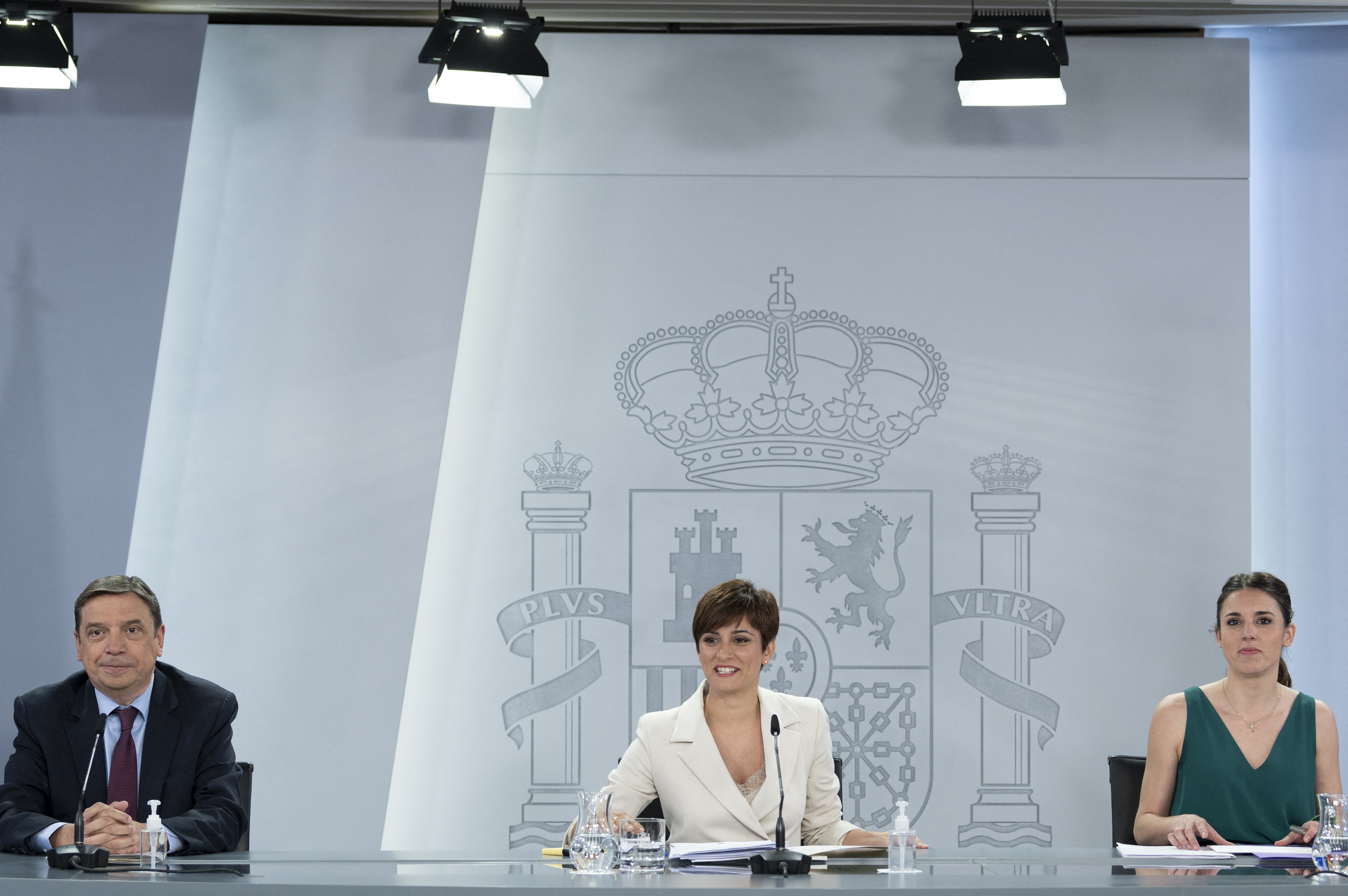 España busca implementar la incapacidad médica por dolores menstruales
