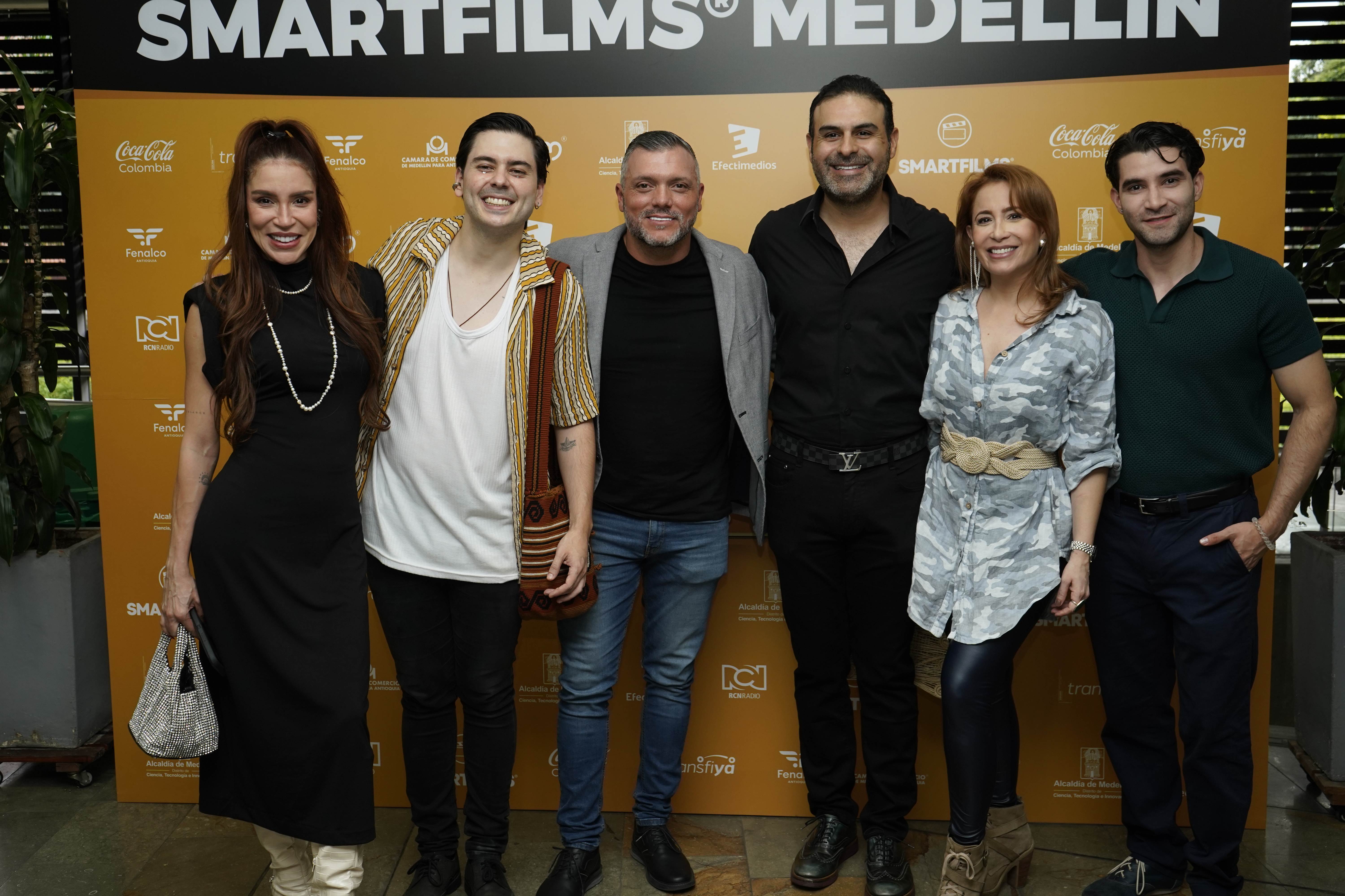 Valentina Lizcano (actriz),  Sebastián Giraldo (Talento de la industria audiovisual),  Felipe Giraldo (Talento de la industria audiovisual),  Mauricio Mejía (actor), Katerine Mira (actriz), Daniel Toro (Talento de la industria audiovisual)