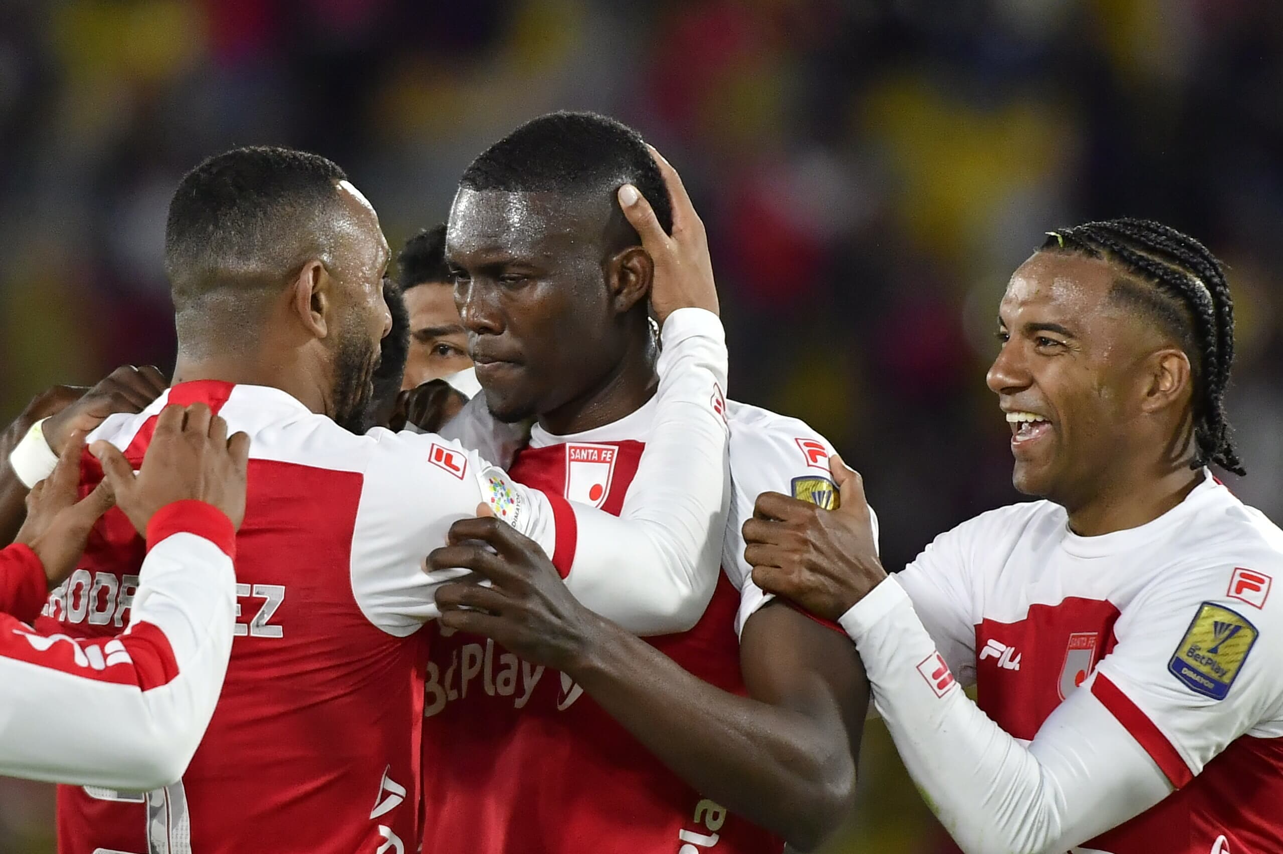 Santa Fe hizo respetar su casa, goleó y avanzó a los cuartos de Copa BetPlay