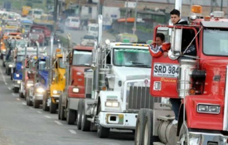 A las 2 de la tarde de este marte se retomarán las negociaciones entre el gremio transportador y el gobierno. /Archivo