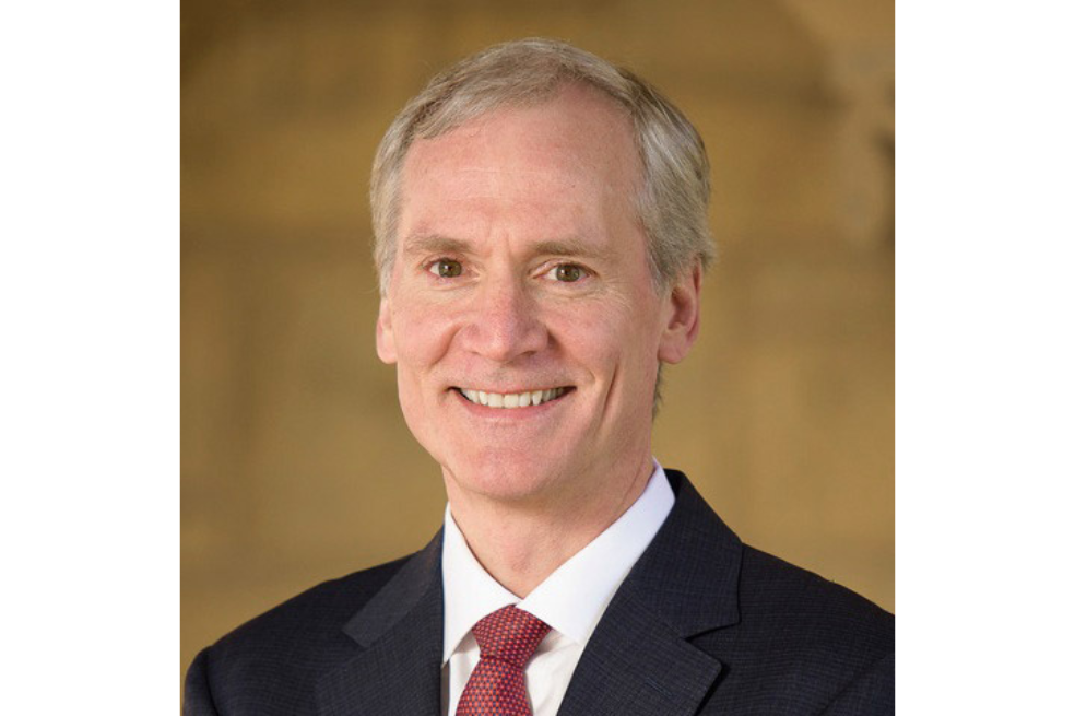 Renunció el presidente de Stanford por dudas sobre sus investigaciones