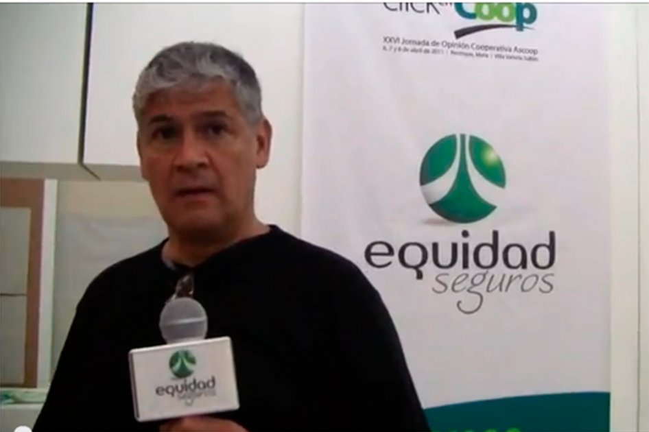 La Equidad cambia de presidente