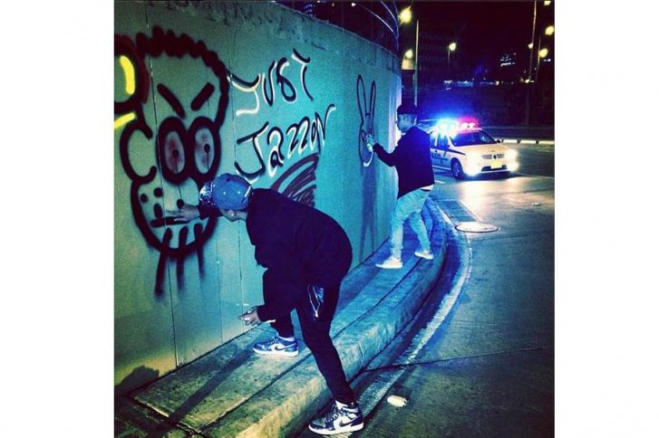 Fans de Justin Bieber, desesperadas por destrucción de sus grafitis en Bogotá