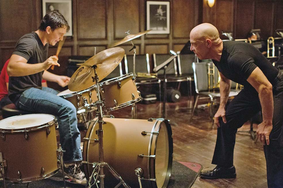 Miles Teller (Andrew Neiman) y J.K. Simmons (Terence Fletcher) en una de las escenas de ‘Whiplash’, estrenada en octubre del año pasado y un éxito en taquilla (más de US$12 millones). /Sony Pictures