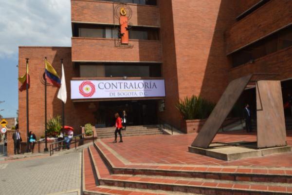 De acuerdo con la Contraloría de Bogotá, -los sectores de Servicios Públicos y Hacienda son los que presentan mayores cuantías.