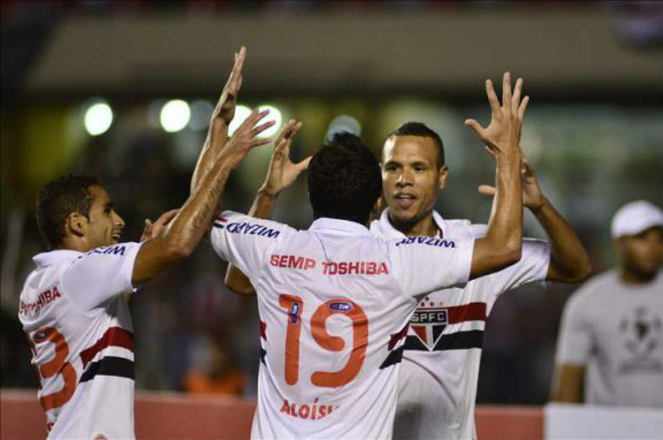 Sao Paulo anda imbatible en el Brasileirao 2013