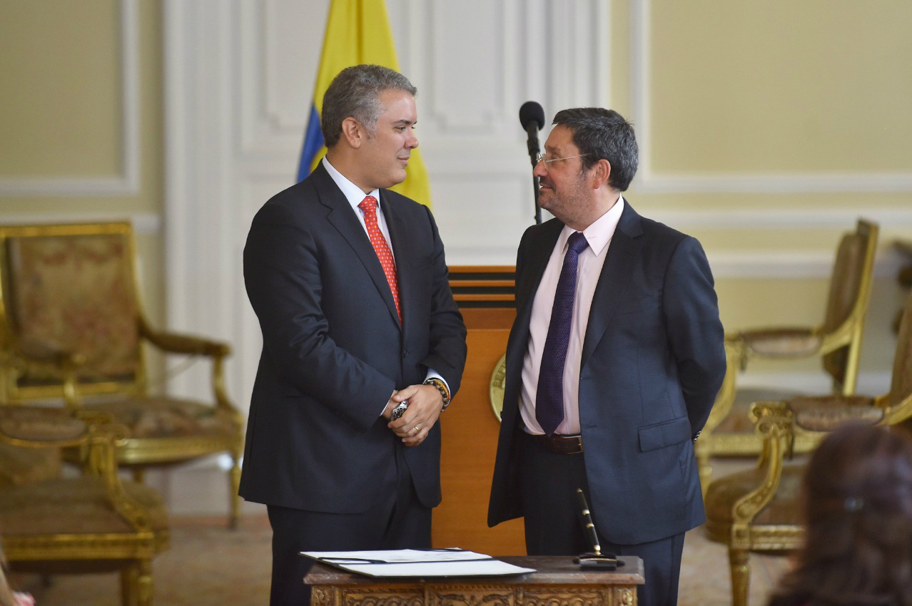 “No hay gran cambio con un partido u otro”: embajador Santos sobre Joe Biden