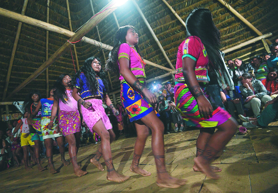 Pie de foto: En el resguardo embera de Alto Guayabal, en la selva de Chocó, se hizo el segundo encuentro del Festival de las Memorias. / Mauricio Alvarado
