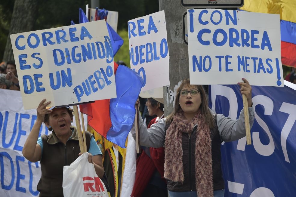 Fiscalía de Ecuador pide prisión para expresidente Correa