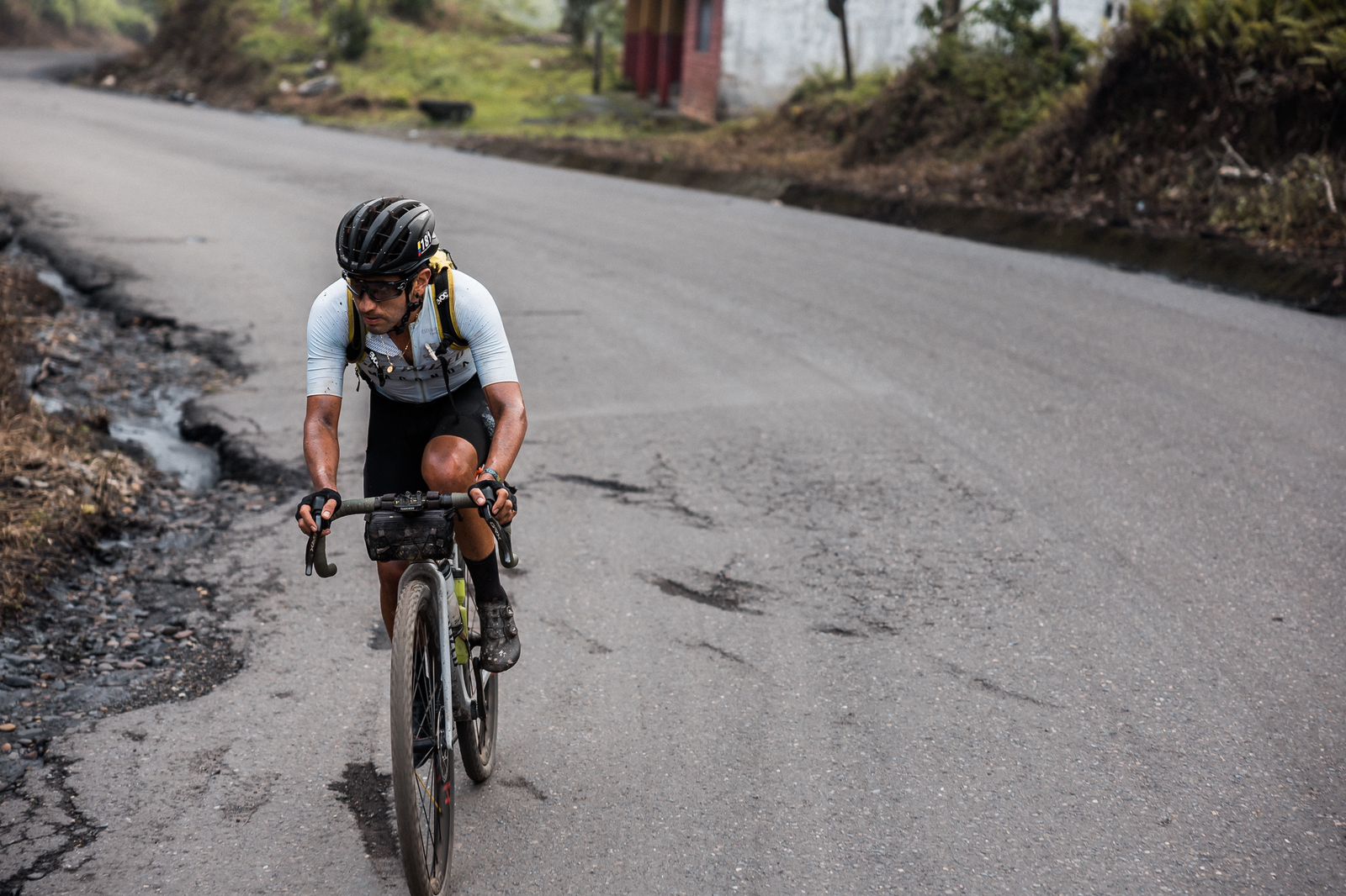 Brayan Chaves sigue abriéndose camino en el gravel a nivel mundial