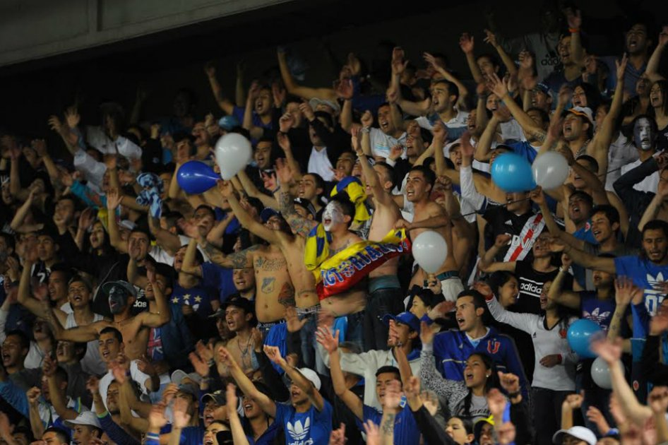 El domingo se verá nuevamente el estadio totalmente azul en uno de los clásicos del fútbol colombiano. / Cristian Garavito