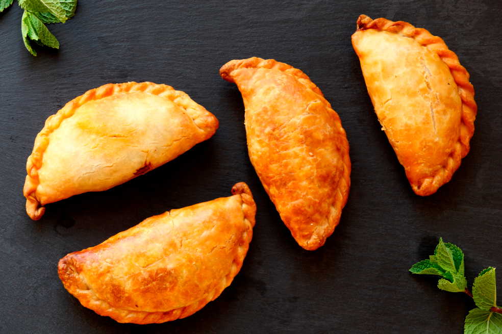 Recetas con acelgas: cómo preparar empanadas de acelga y queso