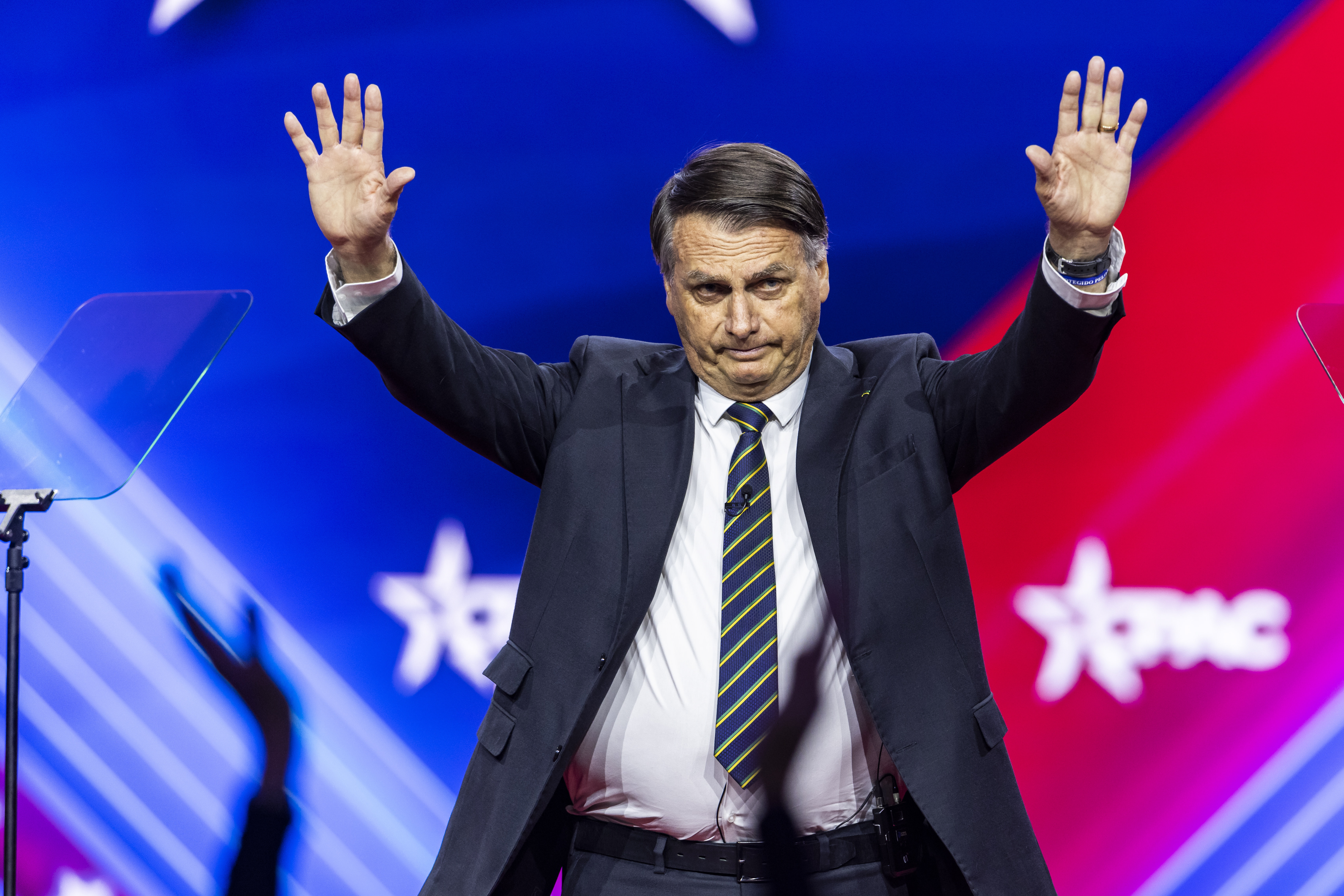 Jair Bolsonaro será investigado por “irregularidades” de vacunas anticovid