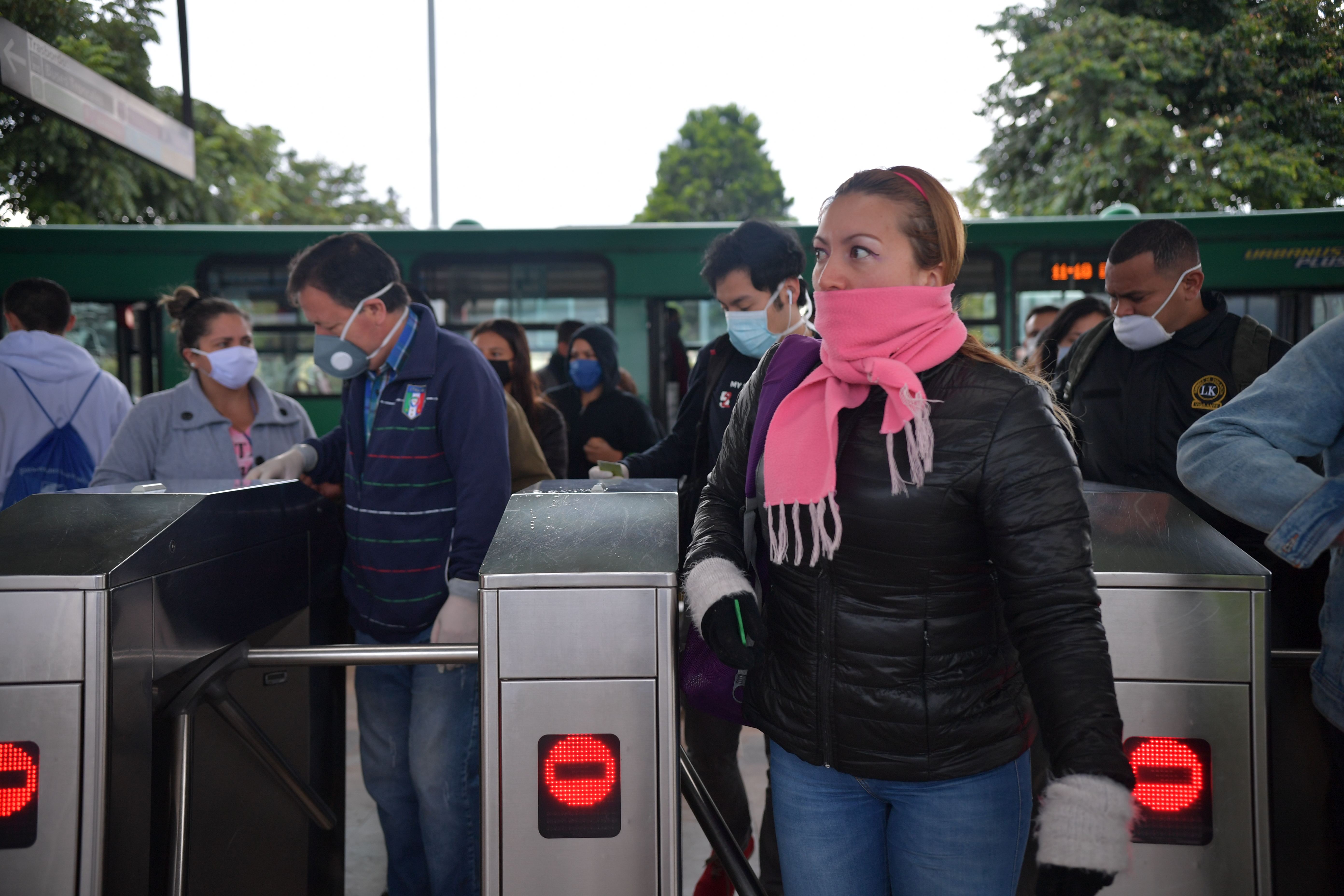 Pasaje de Transmilenio y el SITP subirían $100 el próximo año