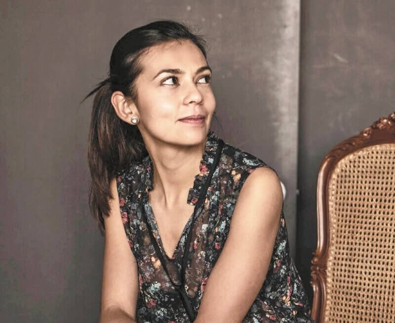 “Correr la tierra”, de Catalina Navas: restaurar desde lo ficcional