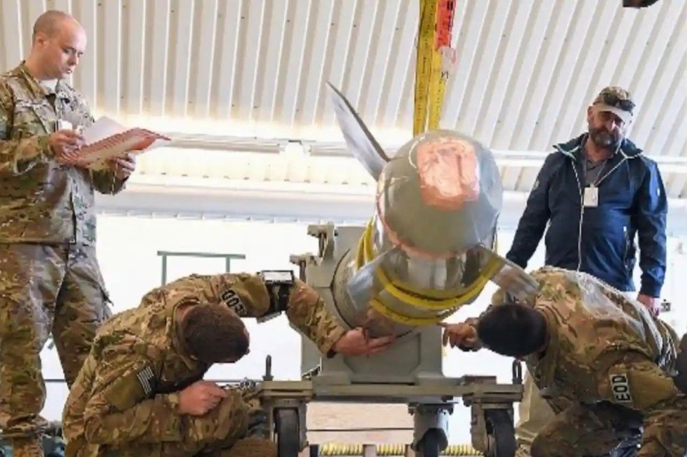 Una bomba nuclear de EE. UU. habría resultado dañada tras un accidente