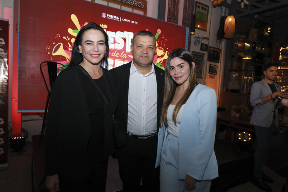 Luz Zapata, Carlos Alberto López y Eimy Suárez
