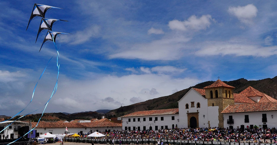 El cielo de Villa de Leyva se llenó de creativas cometas