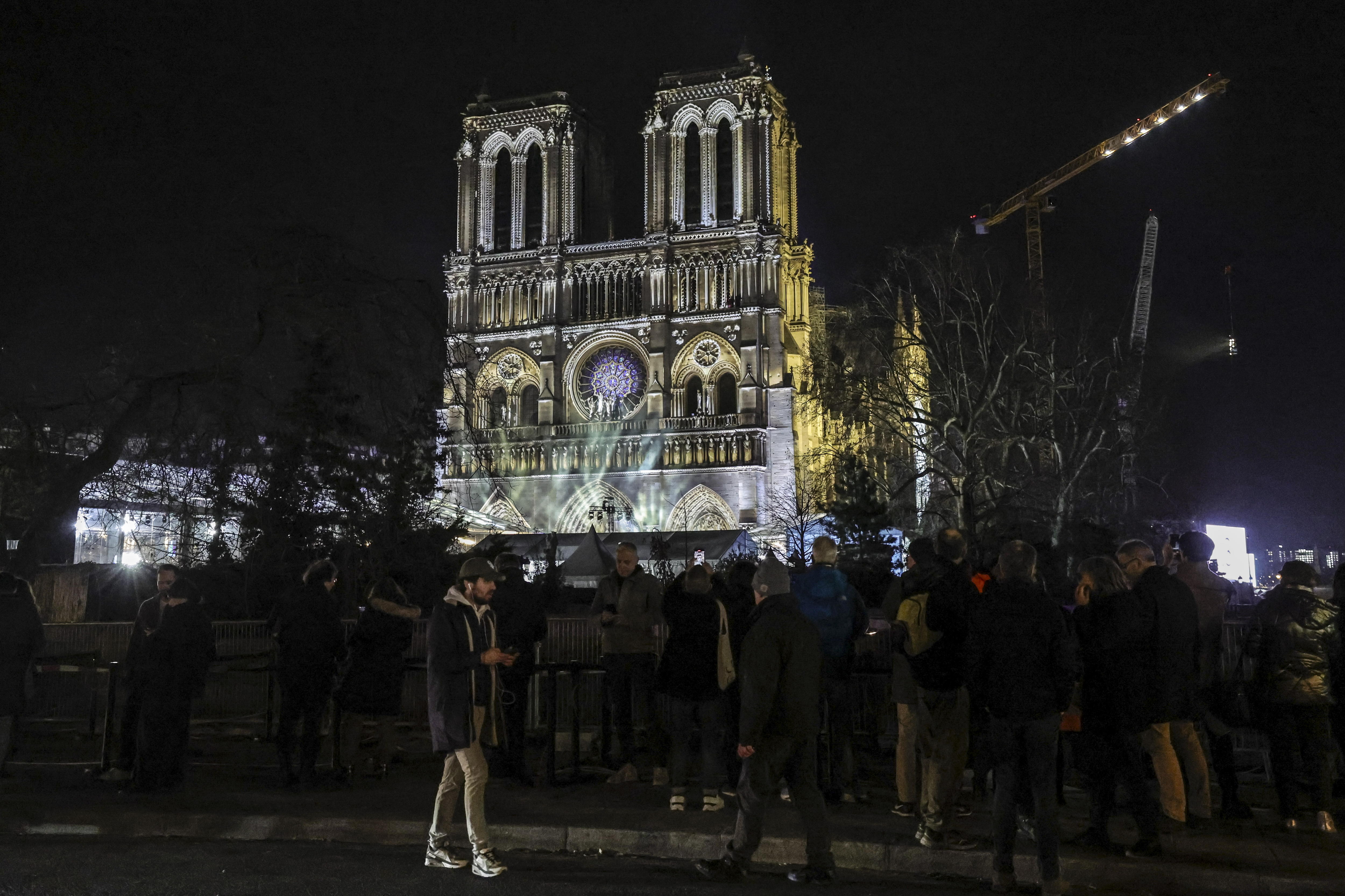 En fotos: así se vivió la ceremonia de reapertura de la catedral de Notre Dame
