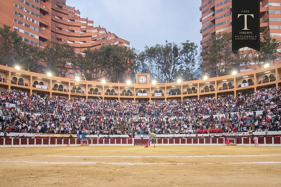 Lo hecho por Castella en esa primera tarde bogotana confirmó lo que ya demostró en Manizales, que es un torero distinto, evolucionado y que, después de 20 años en la élite del toreo, ha conseguido reavivar la ilusión por ir a verle torear en la plaza. “Encontrar la libertad, poder torear con esa libertad y expresar lo que siento, como cuando estaba comenzando, es una maravilla”, cuenta el torero y añade, “creo que esa es la clave”.